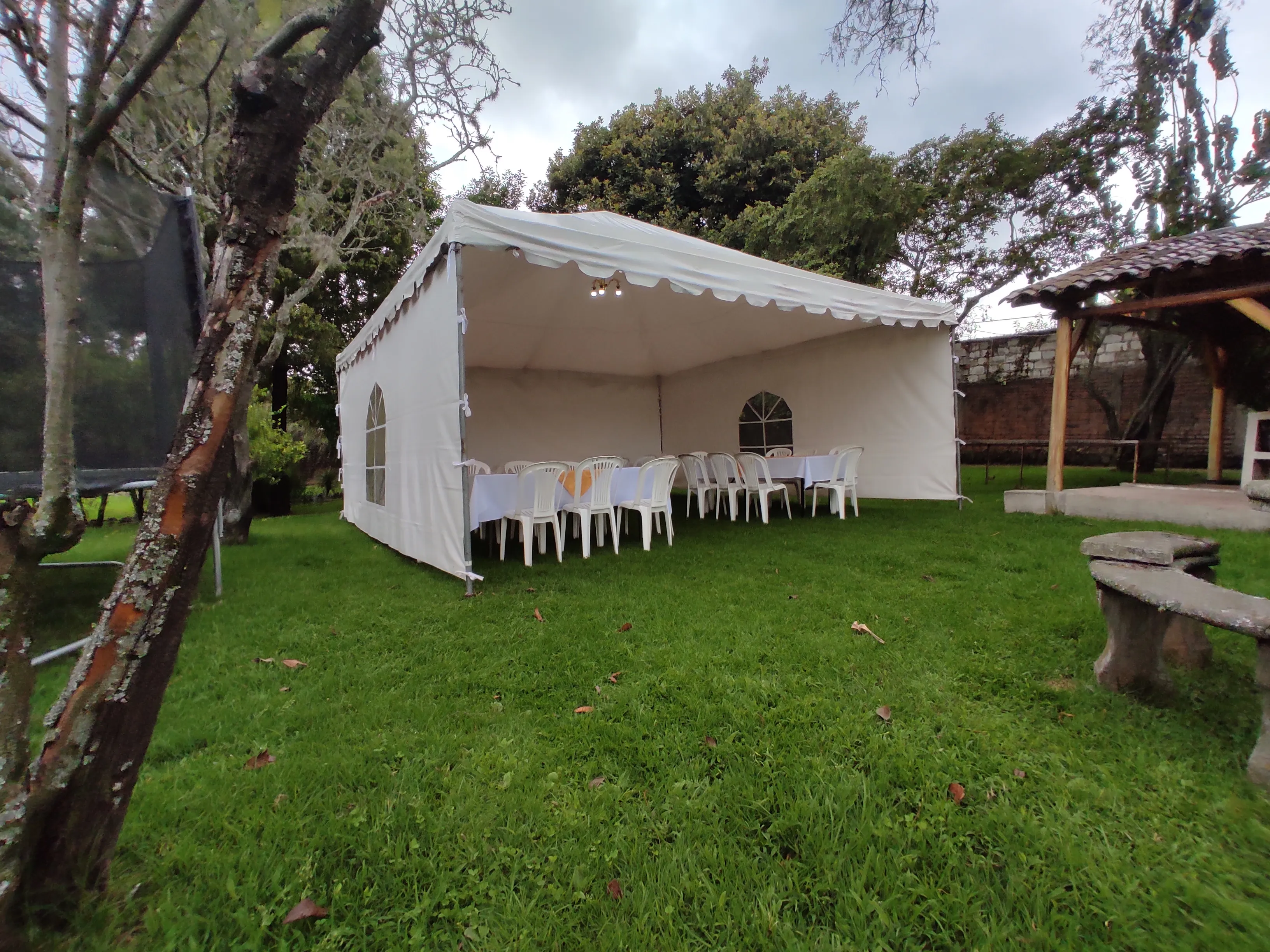 Carpas y toldos